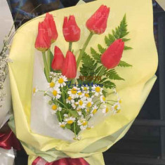 레드 튤립꽃다발